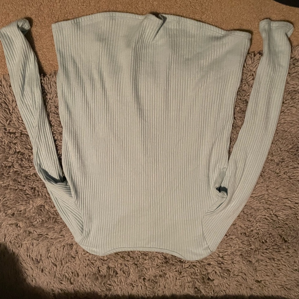 Light blue long sleeve top